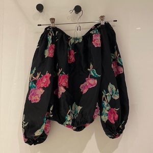 Off the Shoulder Floral Crop Top